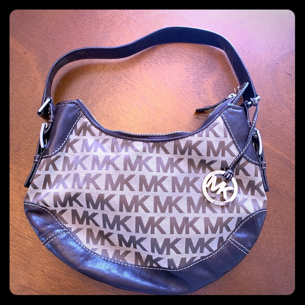 Authentic Michael Kors Signature Logo Hobo Bag